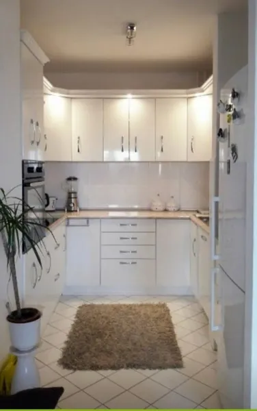 Voll möblierte 2-Zimmer-Wohnung mit 2 Balkonen | 66m2 — photo 1